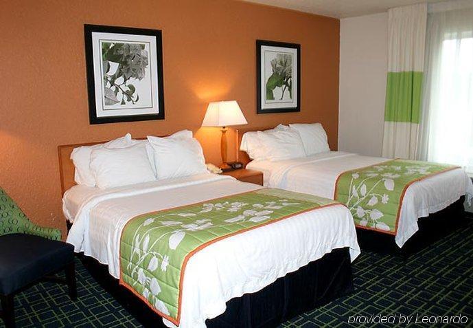 Fairfield Inn & Suites By Marriott Fairmont Habitación foto